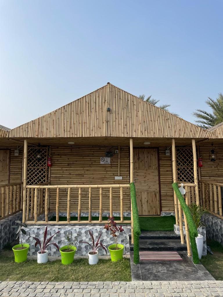 Gopika Resort Vrindāvan 外观 照片